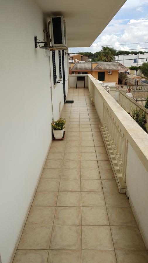 Ferienwohnung Dimora Liccisa Torre Lapillo Exterior foto